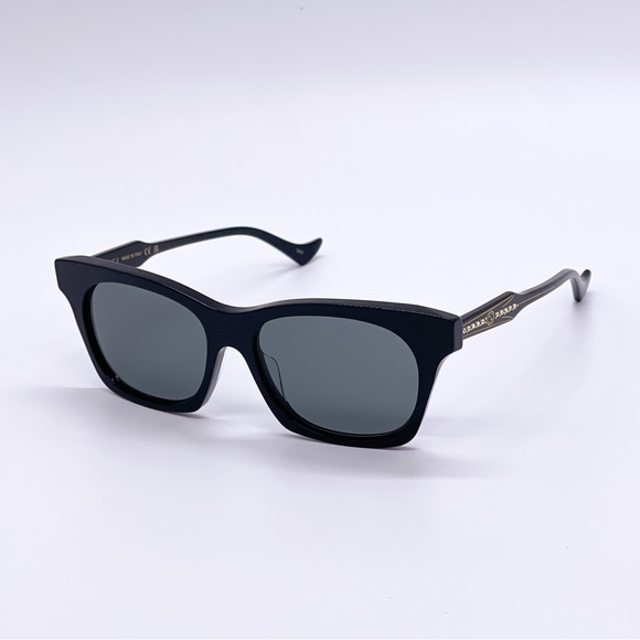 NEW GUCCI WOMEN BLACK SUNGLASSES - Picture 1 of 11